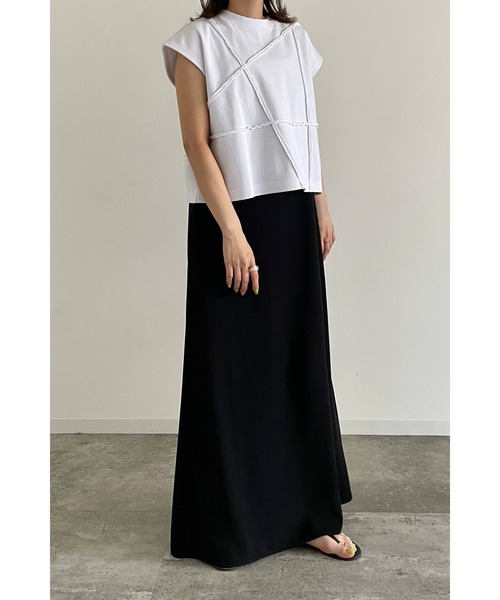 LA PEAU DE GEM（ラポドゥジェム）の「【LA PEAU DE GEM】ランダムカッティングタンクトップ（Tシャツ/カットソー・レディース・ホワイト/ブラック・FREE）」の18枚目の写真