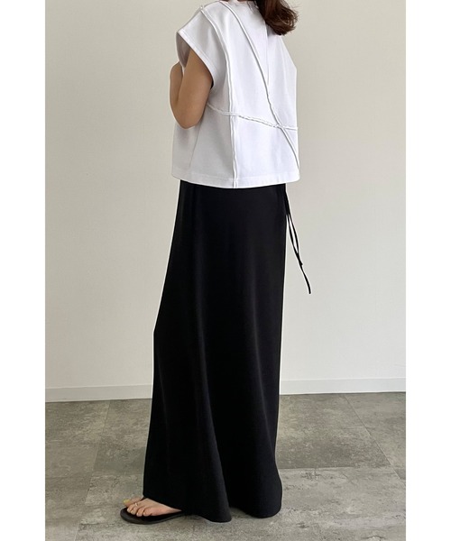 LA PEAU DE GEM（ラポドゥジェム）の「【LA PEAU DE GEM】ランダムカッティングタンクトップ（Tシャツ/カットソー・レディース・ホワイト/ブラック・FREE）」の14枚目の写真