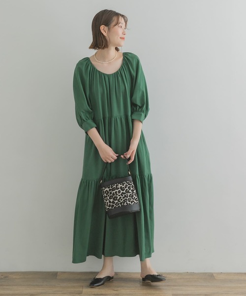 F by ROSSO(エフバイロッソ)の「F by ROSSO ギャザーネックティアードワンピース(ワンピース・レディース・グリーン/マスタード/レッド系その他・38/36)」の7枚目の写真