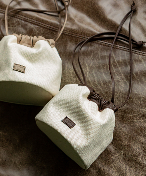 Ch!iii BAG（チーバック）の「《WEB＆名古屋店限定》【ch!iii】キャンバスキンチャクバッグ（ショルダーバッグ・レディース・グリーン/ベージュ/ブラック/ブラウン・FREE）」の3枚目の写真