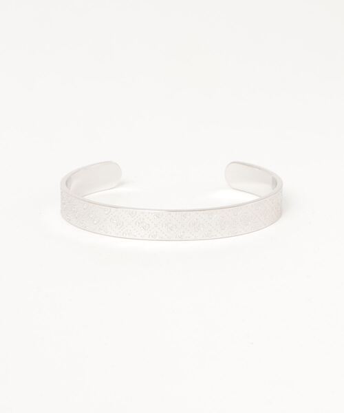Guess(ゲス)の「GOLDEN HOUR 8mm 4G Pattern Bangle (Silver)(バングル/リストバンド・レディース・シルバー・SMALL)」の2枚目の写真