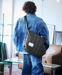 KMC DETAILS（ケーエムシーディテイルズ）の「【ADAM PATEK 】 square quilt BIG shoulder bag(AP2229000)ショルダーバッグ（ショルダーバッグ）」