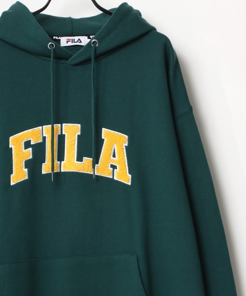 FILA(フィラ)の「FILA/フィラ 別注 オーバーサイズ カレッジロゴ ワッペン サガラ刺繍 スウェット レディース メンズ トレーナー パーカー(パーカー・メンズ・アッシュグレー/ダークグリーン/ネイビー/スミクロ・LL/M/L)」の1枚目の写真