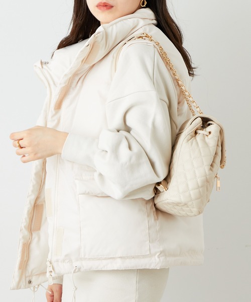 Chico（チコ）の「【2022AW】キルティング2wayミニリュック（バックパック/リュック・レディース・ブラック/ベージュ/アイボリー・FREE）」の4枚目の写真