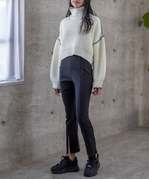 clear（クリア）の「配色ステッチショート丈ニットトップス（ニット/セーター・レディース・ブラック/オレンジ/アイボリー・F）」の5枚目の写真