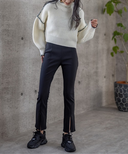 clear（クリア）の「配色ステッチショート丈ニットトップス（ニット/セーター・レディース・ブラック/オレンジ/アイボリー・F）」の7枚目の写真