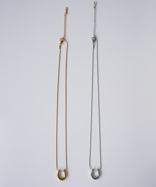 IAMUSE（アイアミューズ）の「金属アレルギー対応　ホースシューネックレス S0832【IAMUSE】（ネックレス・レディース・シルバー/ゴールド・FREE）」の13枚目の写真