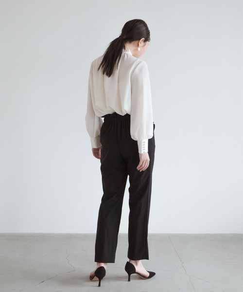 kaene（カエン）の「ストレッチフリルパンツ（スラックス・レディース・ブラック・38/36）」の2枚目の写真