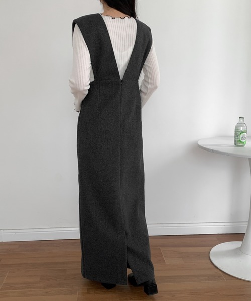 ECLIN（エクラン）の「メルトンスリットジャンパーロングスカート（ジャンパースカート・レディース・チャコールグレー/ブラウン/グレー・M/L）」の4枚目の写真