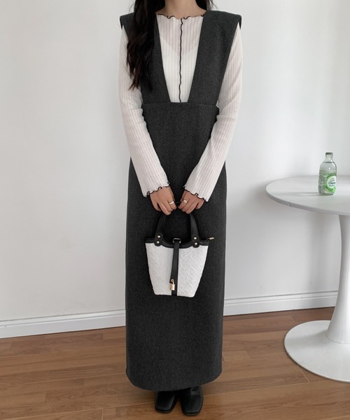 ECLIN（エクラン）の「メルトンスリットジャンパーロングスカート（ジャンパースカート・レディース・チャコールグレー/ブラウン/グレー・M/L）」の9枚目の写真