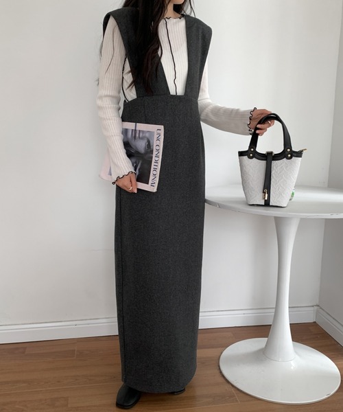 ECLIN（エクラン）の「メルトンスリットジャンパーロングスカート（ジャンパースカート・レディース・チャコールグレー/ブラウン/グレー・M/L）」の12枚目の写真