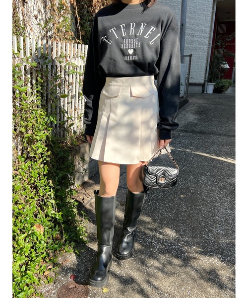 WC（ダブル シー）の「フェイクポケットプリーツスカート（スカート・レディース・ブラック/アイボリー・FREE）」の4枚目の写真