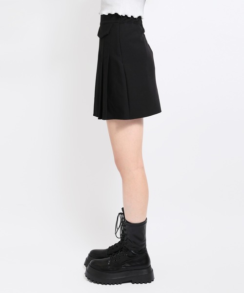 WC（ダブル シー）の「フェイクポケットプリーツスカート（スカート・レディース・ブラック/アイボリー・FREE）」の9枚目の写真