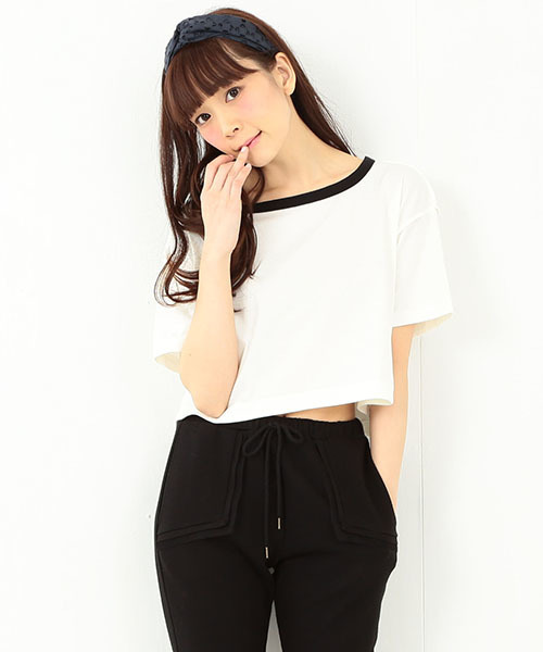 CAROLINA GLASER（カロリナ グレイサー）の「CAROLINA GLASER / バックオープンカットソー（Tシャツ/カットソー・レディース・ホワイト/ブラック・ONE SIZE）」の2枚目の写真