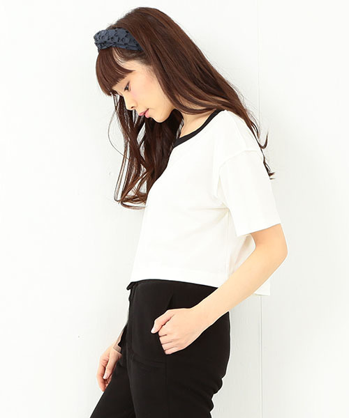 CAROLINA GLASER（カロリナ グレイサー）の「CAROLINA GLASER / バックオープンカットソー（Tシャツ/カットソー・レディース・ホワイト/ブラック・ONE SIZE）」の20枚目の写真
