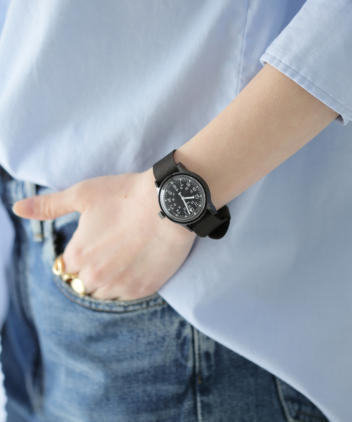 TIMEX（タイメックス）の「【TIMEX/タイメックス】TIMEX TW2R13800【 ウォッチ 】（アナログ腕時計・レディース・ブラック・FREE）」の2枚目の写真