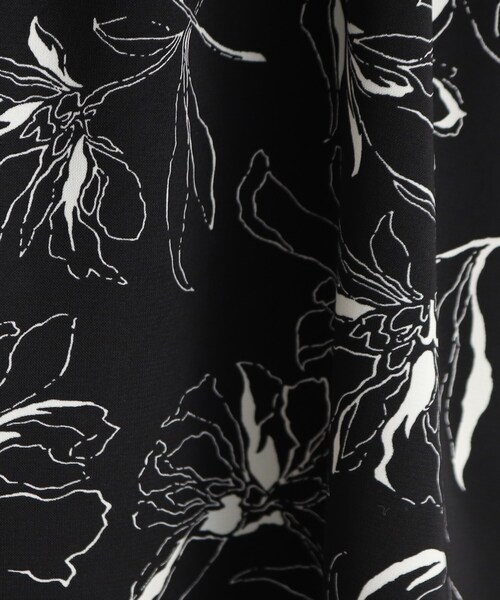 DRESKIP（ドレスキップ）の「◆【いつだって女性らしく】フラワー柄 プチフリル ワンピース（ワンピース・レディース・ブラック系/ブルー系/ホワイト系3・03/02）」の11枚目の写真