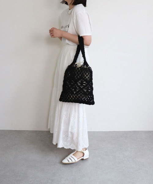 T・S・L(ティーエスエル)の「マクラメ編みフラットトートバッグ(トートバッグ・レディース・オレンジ/アイボリー/ミント/ブラック・FREE)」の9枚目の写真