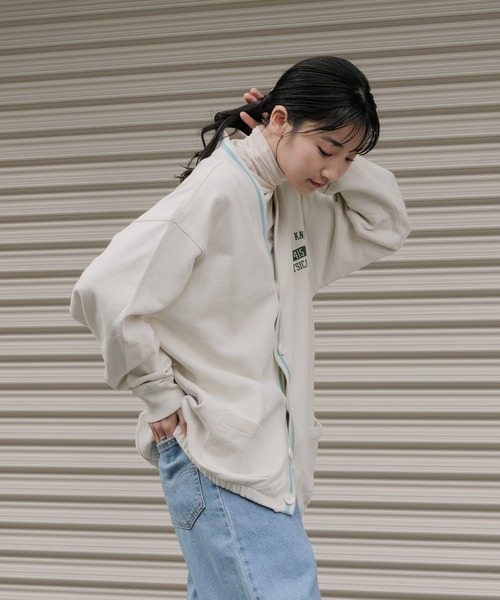 Levi's(リーバイス)の「Levi's/リーバイス GOLD TAB(TM) スウェットシャツ カーディガン ホワイト EGRET(カーディガン/ボレロ・レディース・グリーン・S/M/XS)」の3枚目の写真