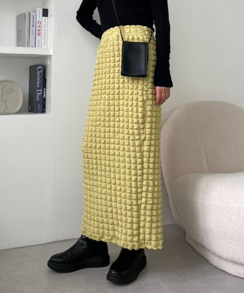 TRUNC(トランクエイティーエイト)の「Popcorn Straight Skirt(スカート・レディース・マスタード/ブラック・FREE)」の2枚目の写真