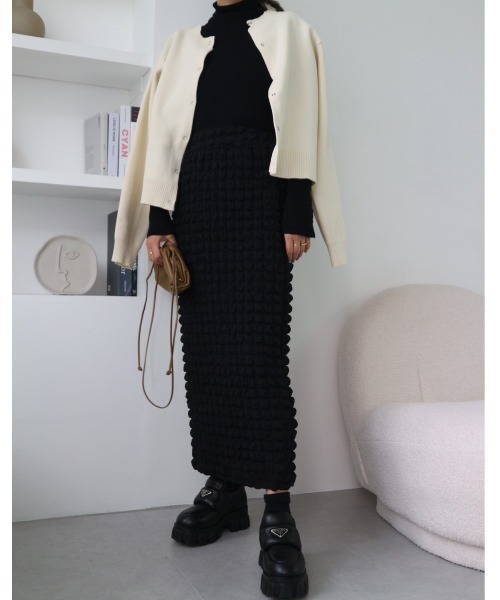 TRUNC(トランクエイティーエイト)の「Popcorn Straight Skirt(スカート・レディース・マスタード/ブラック・FREE)」の6枚目の写真