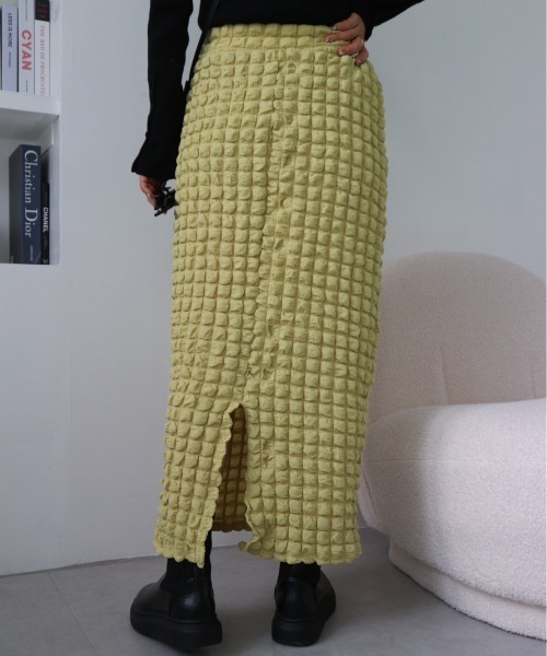 TRUNC(トランクエイティーエイト)の「Popcorn Straight Skirt(スカート・レディース・マスタード/ブラック・FREE)」の9枚目の写真
