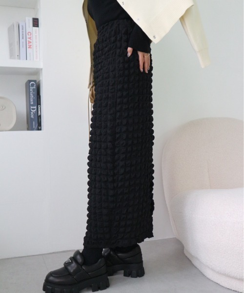 TRUNC(トランクエイティーエイト)の「Popcorn Straight Skirt(スカート・レディース・マスタード/ブラック・FREE)」の12枚目の写真