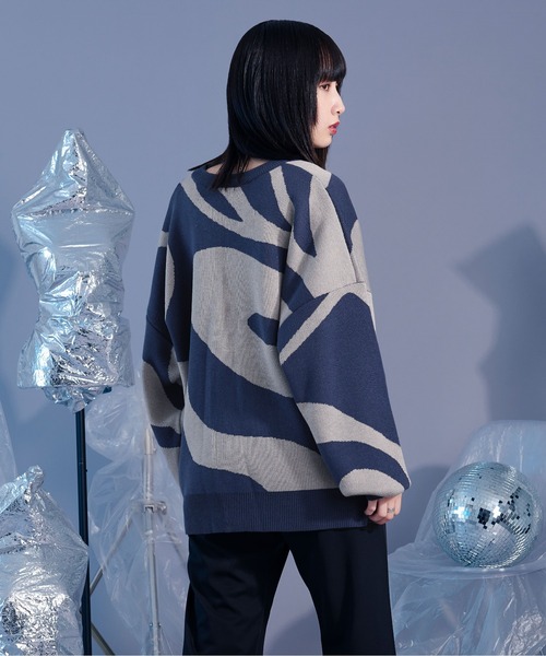 Ellno Loset（エルノロゼット）の「マーブル柄ルーズカーディガン（カーディガン/ボレロ・メンズ・ブラック/ブルー・MEDIUM/LARGE）」の8枚目の写真