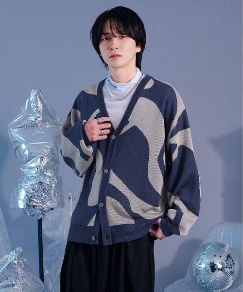 Ellno Loset（エルノロゼット）の「マーブル柄ルーズカーディガン（カーディガン/ボレロ・メンズ・ブラック/ブルー・MEDIUM/LARGE）」の10枚目の写真