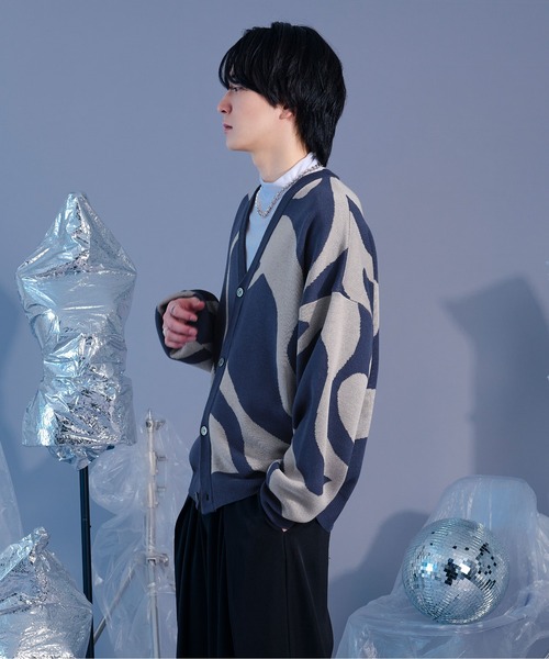 Ellno Loset（エルノロゼット）の「マーブル柄ルーズカーディガン（カーディガン/ボレロ・メンズ・ブラック/ブルー・MEDIUM/LARGE）」の11枚目の写真