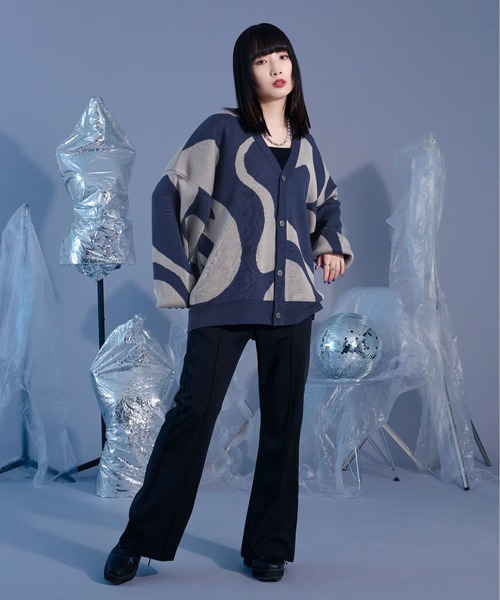 Ellno Loset（エルノロゼット）の「マーブル柄ルーズカーディガン（カーディガン/ボレロ・メンズ・ブラック/ブルー・MEDIUM/LARGE）」の9枚目の写真