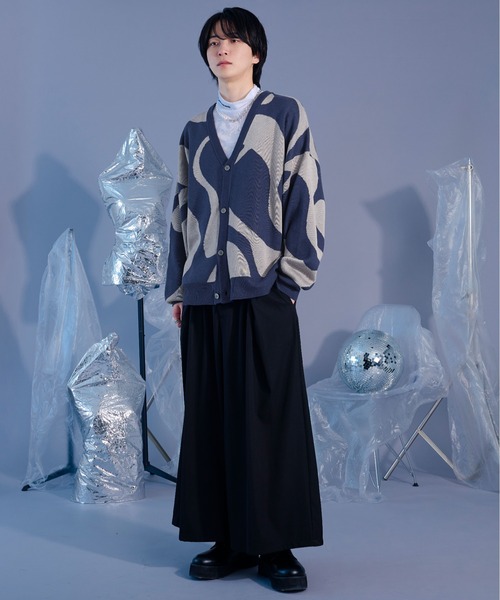 Ellno Loset（エルノロゼット）の「マーブル柄ルーズカーディガン（カーディガン/ボレロ・メンズ・ブラック/ブルー・MEDIUM/LARGE）」の13枚目の写真