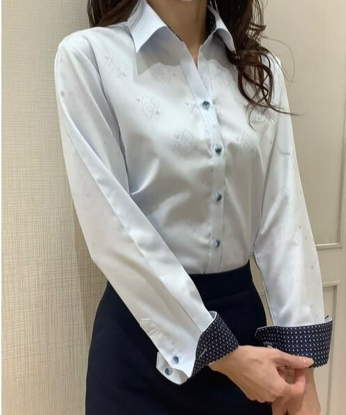 Disney（ディズニー）の「【Disney ディズニー】形態安定ノーアイロン スキッパー 長袖ビジネスワイシャツ（ビジネスシャツ・レディース・サックスブルー・S/M/L/LL/XL）」の7枚目の写真