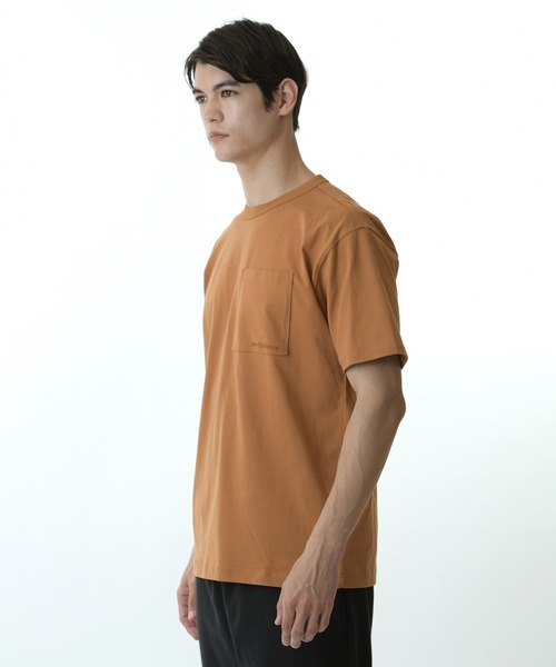 NEW BALANCE(ニューバランス)の「NB Athletics Nature State ショートスリーブTシャツ(Tシャツ/カットソー・メンズ・ブラウン系その他/ライトグリーン/ブルー・LARGE/MEDIUM/SMALL/X-LARGE/XX-LARGE)」の4枚目の写真