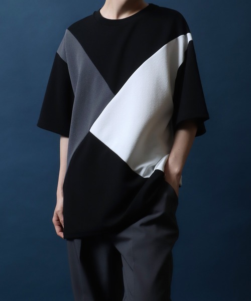 ANPAS（アンパス）の「Amunzen Color Switching Design Oversized T-shirt/梨地 切り替え ビッグシルエット Tシャツ（Tシャツ/カットソー・メンズ・ブラック系その他2/ブラック系その他/ホワイト系その他2/ホワイト系その他/ブラック系その他4/ブラック系その他3/ホワイト系その他3/ホワイト系その他4・M/L）」の17枚目の写真