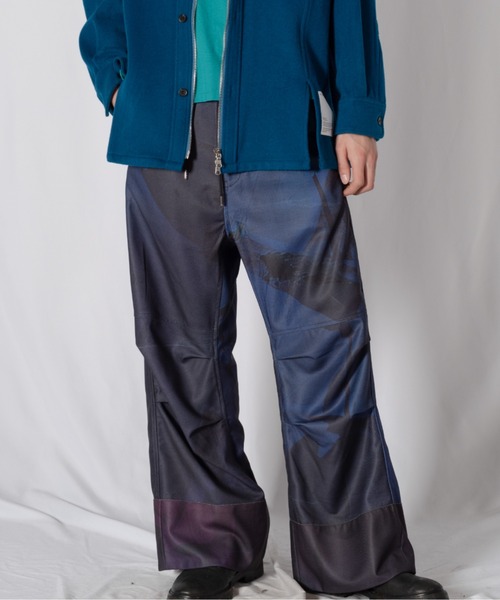 Wizzard(ウィザード)の「wizzard/ウィザード/PRINT CARGO PANTS "Your atomospheric colour atlas"(カーゴパンツ・メンズ・ホワイト/ネイビー/グリーン・3/0/1/2)」の3枚目の写真