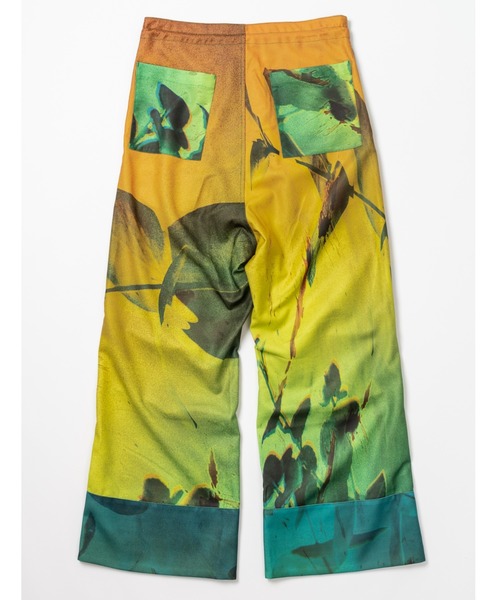 Wizzard(ウィザード)の「wizzard/ウィザード/PRINT CARGO PANTS "Your atomospheric colour atlas"(カーゴパンツ・メンズ・ホワイト/ネイビー/グリーン・3/0/1/2)」の4枚目の写真