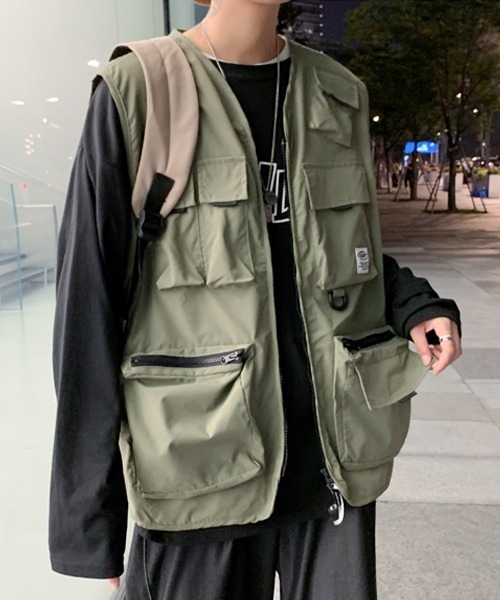 SEN TOKYO（セントーキョー）の「軽い羽織りに最適な一枚！ミリタリー テクニカルフィッシングベスト（ベスト・メンズ・カーキ/ブラック・FREE）」の5枚目の写真
