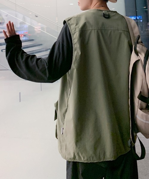 SEN TOKYO（セントーキョー）の「軽い羽織りに最適な一枚！ミリタリー テクニカルフィッシングベスト（ベスト・メンズ・カーキ/ブラック・FREE）」の6枚目の写真