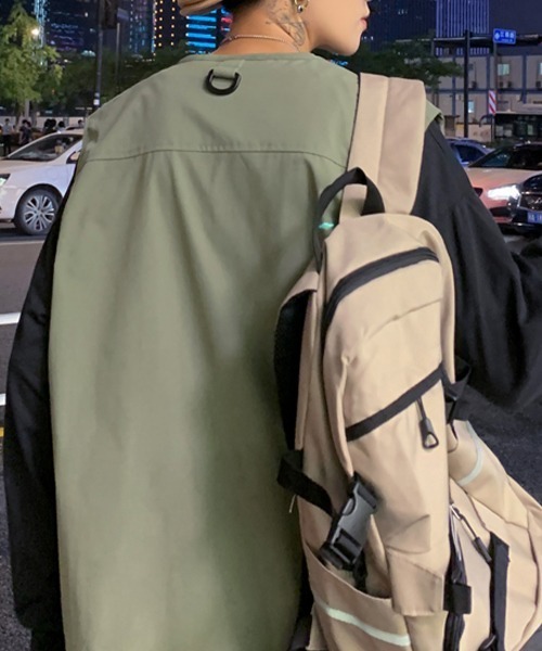 SEN TOKYO（セントーキョー）の「軽い羽織りに最適な一枚！ミリタリー テクニカルフィッシングベスト（ベスト・メンズ・カーキ/ブラック・FREE）」の10枚目の写真