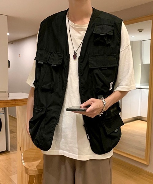 SEN TOKYO（セントーキョー）の「軽い羽織りに最適な一枚！ミリタリー テクニカルフィッシングベスト（ベスト・メンズ・カーキ/ブラック・FREE）」の22枚目の写真