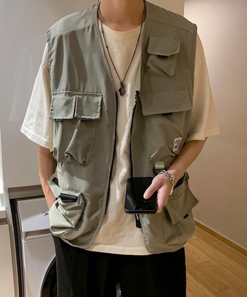 SEN TOKYO（セントーキョー）の「軽い羽織りに最適な一枚！ミリタリー テクニカルフィッシングベスト（ベスト・メンズ・カーキ/ブラック・FREE）」の16枚目の写真