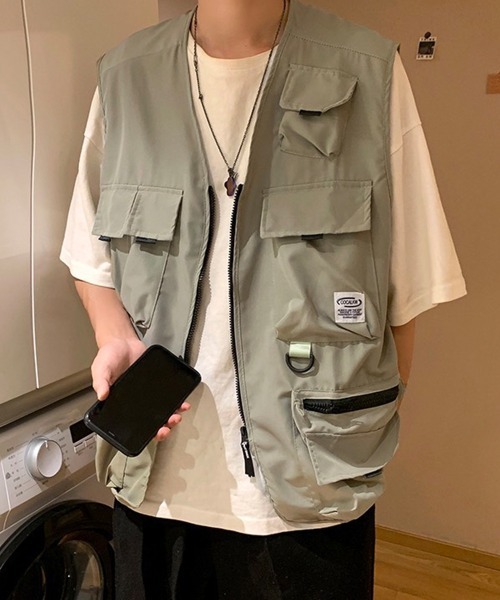 SEN TOKYO（セントーキョー）の「軽い羽織りに最適な一枚！ミリタリー テクニカルフィッシングベスト（ベスト・メンズ・カーキ/ブラック・FREE）」の15枚目の写真