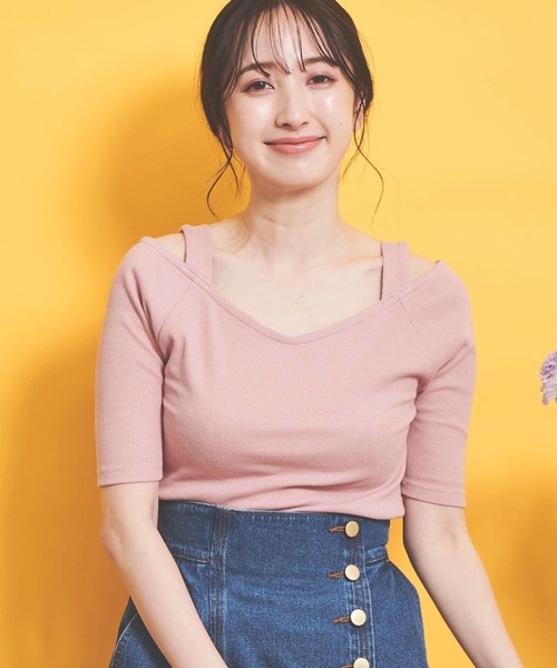 NOELA（ノエラ）の「ストラップデザインカットソー（Tシャツ/カットソー・レディース・ブラック/ピンク/キャメル・フリー）」の3枚目の写真