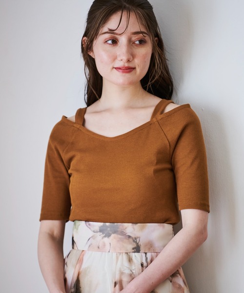 NOELA（ノエラ）の「ストラップデザインカットソー（Tシャツ/カットソー・レディース・ブラック/ピンク/キャメル・フリー）」の5枚目の写真