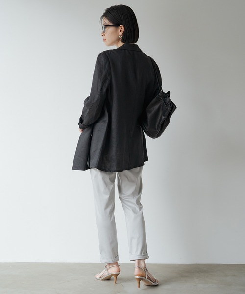 LOUNGEDRESS(ラウンジドレス)の「裾ねじりパンツ(チノパンツ・レディース・ネイビー/ライトグレー/ベージュ/ブラック/カーキ/チャコールグレー・LARGE/MEDIUM/SMALL/X-SMALL)」の13枚目の写真