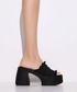 CHARLES & KEITH（チャールズ & キース）の「Nuala ヌアラ ルーシュドプラットフォームミュール（サンダル・23.5cm）」