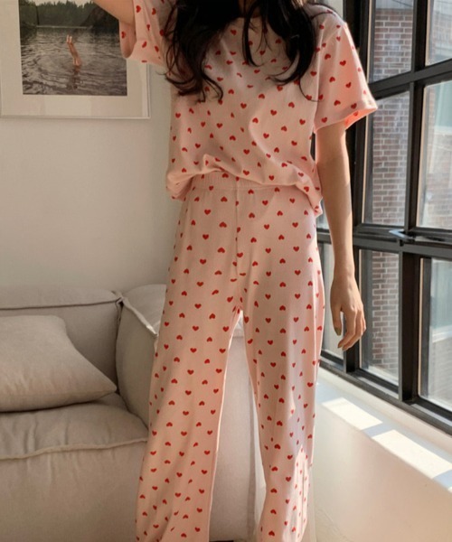 Chick(チック)の「ハート柄ルームウェアセットアップ(ルームウェア/パジャマ・レディース・ピンク/ホワイト・FREE)」の11枚目の写真