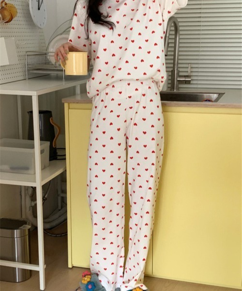 Chick(チック)の「ハート柄ルームウェアセットアップ(ルームウェア/パジャマ・レディース・ピンク/ホワイト・FREE)」の3枚目の写真