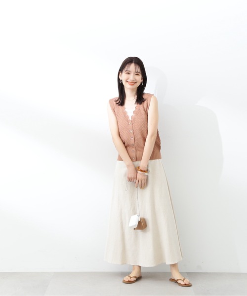 N.(N. Natural Beauty Basic)(エヌエヌナチュラルビューティーベーシック)の「◆リーフ柄編みVニットタンク(ニット/セーター・レディース・オフホワイト/モカ/グリーン・MEDIUM)」の10枚目の写真